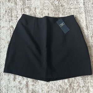 The A&F Scarlett Mini Skort